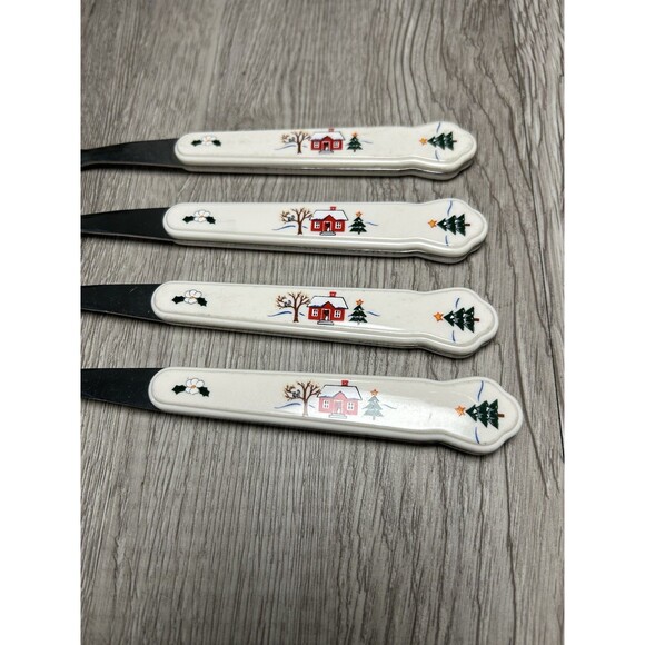 Set Of 4 Vintage Pfaltzgraff Snow Village Dinner Forks Acrylic Handle - Picture 2 of 6